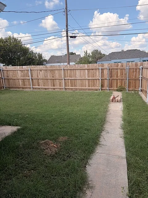 2 bed, 1235 sqft, $1,500 — Photo 2