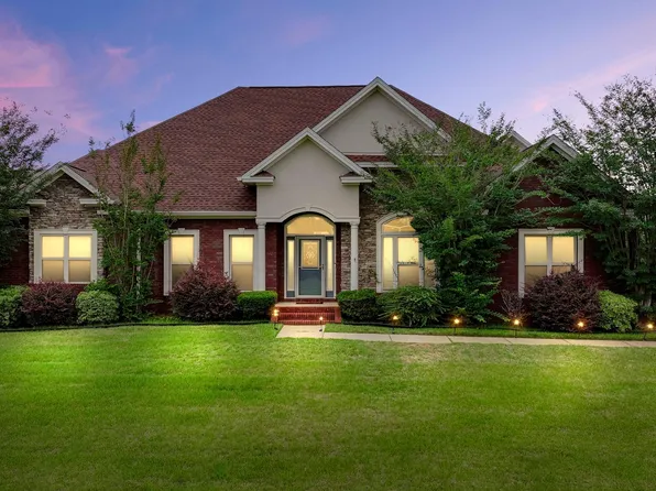 925 Fireside Dr, Prattville, AL 36067