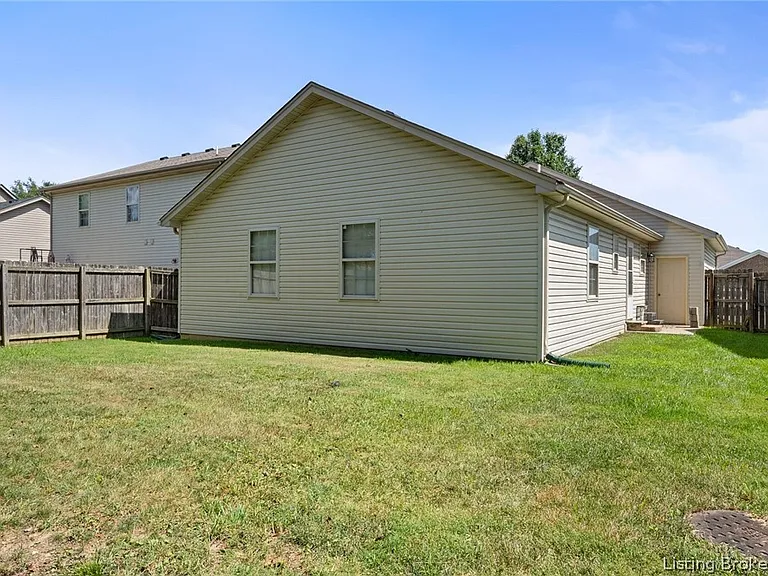 7836 Joseph Dr — Photo 21