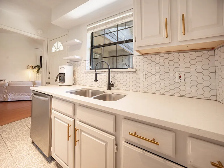 2835 Keller Springs Rd #808 — Photo 4