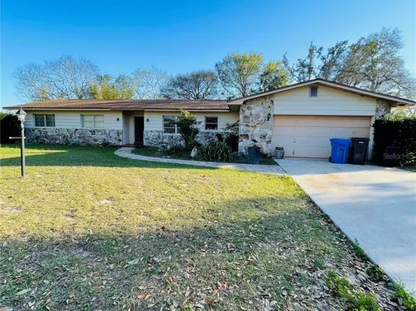 615 Royal Crest Dr, Brandon, FL 33511