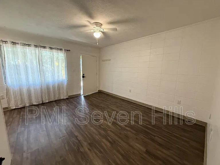 1510 Milton St #2 — Photo 12