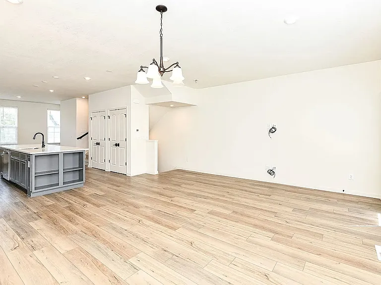 14567 Brecon Ln — Photo 10