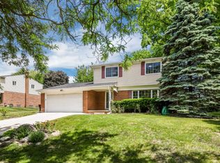2325 Traver Blvd, Ann Arbor, MI 48105