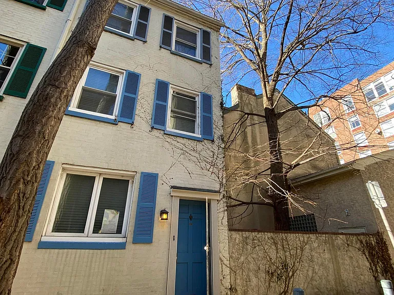 222 S Quince St #1F — Photo 10