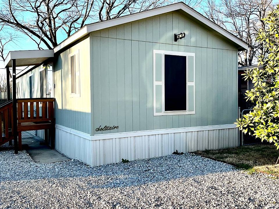 1st image of 716 W Kennedale Pkwy Lot 17