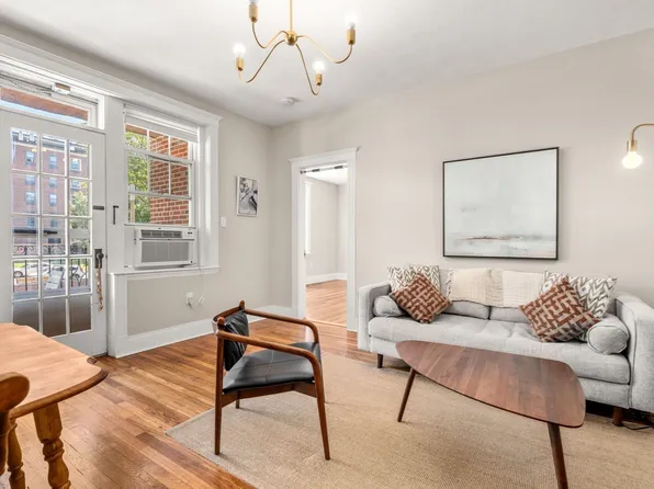 343 S Huntington Ave APT 6, Jamaica Plain, MA 02130