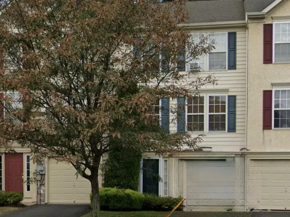 22 Dare Ln, Pottstown, PA 19465