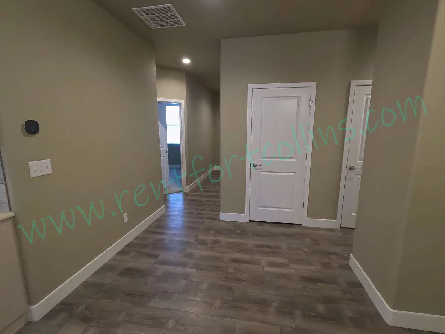 4 bed, 3.0 bath, 3300 sqft, $2,850 — Photo 4