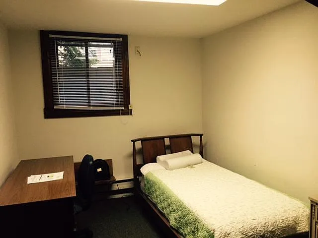 510 S Woodlawn #1