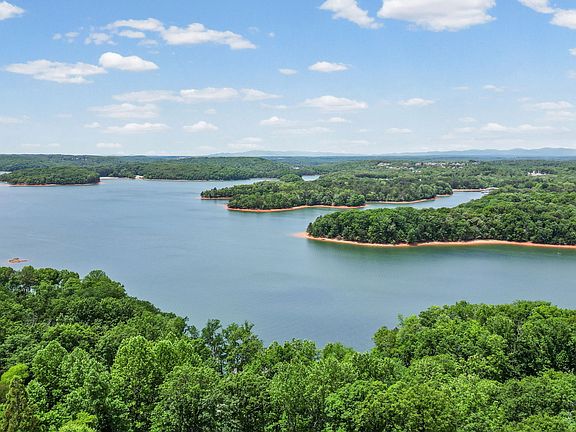 2nd image of 3621 Lake Ridge Ct