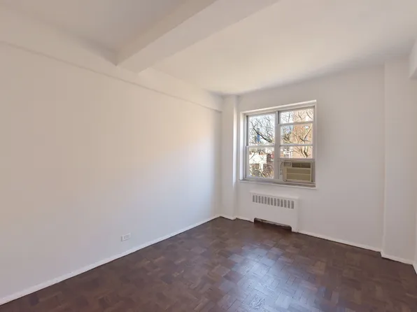 550 Grand Street image 1 of 4