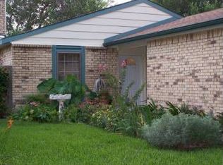 2207 Spicewood Ln, Carrollton, TX 75006