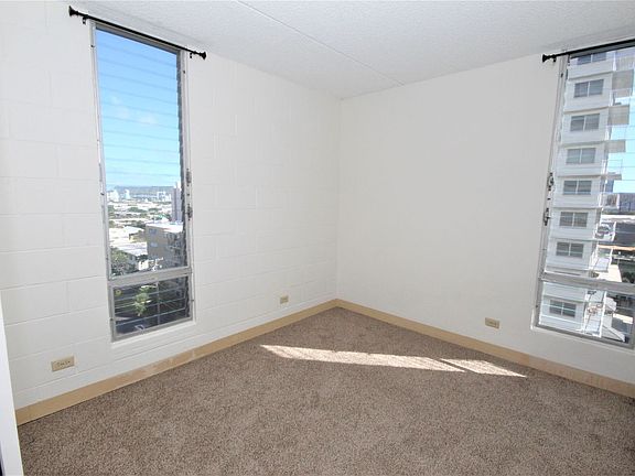 4th image of 1624 Dole St APT 804