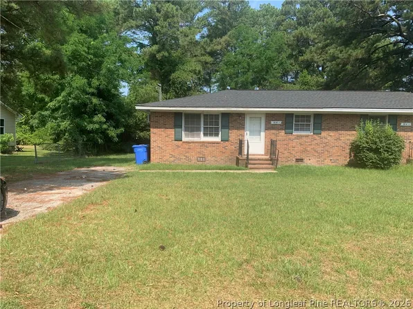 814 Varsity Dr #A, Fayetteville, NC 28301