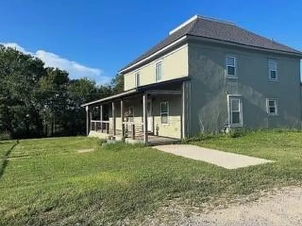 1302 California Rd, Williamsburg, KS 66095