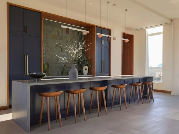 430 Main Street image 6 of 15