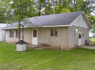 2068 Katheryn St, Crystal, MI 48818