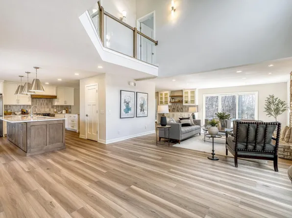 6711 Vernon Ave S, Minneapolis, MN 55436