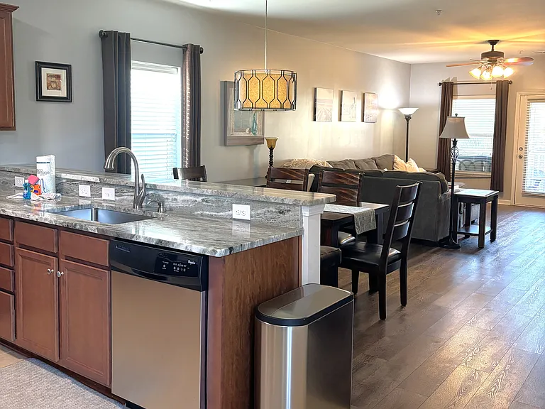 6253 Catalina Dr #1421 — Photo 32