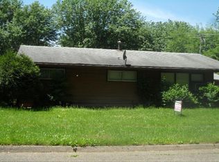 874 Dawson Rd, Akron, OH 44320