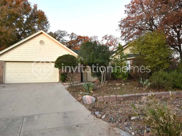 3908 Helmsford Dr, Arlington, TX 76016