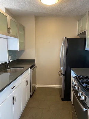 Rented by Bozzuto Management | media 25