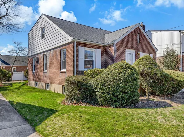 1710 Belmont Avenue, New Hyde Park, NY 11040