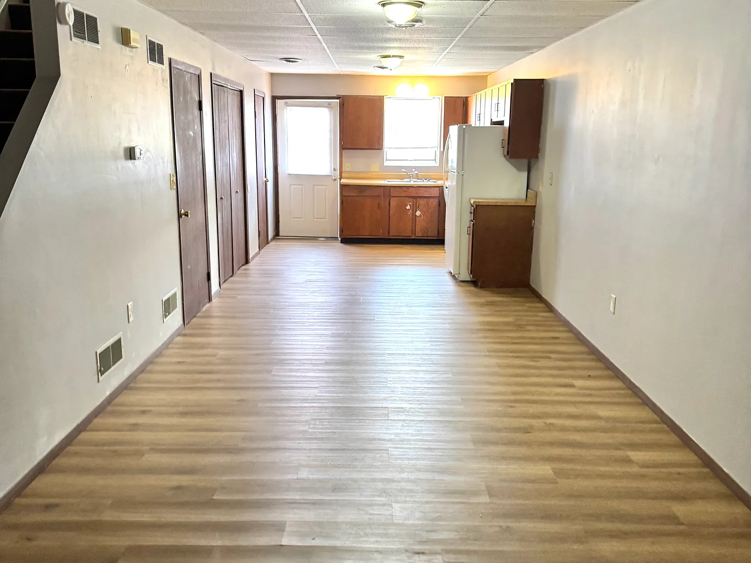 2 bed, 1.5 bath, 1200 sqft, $1,225 — Photo 3