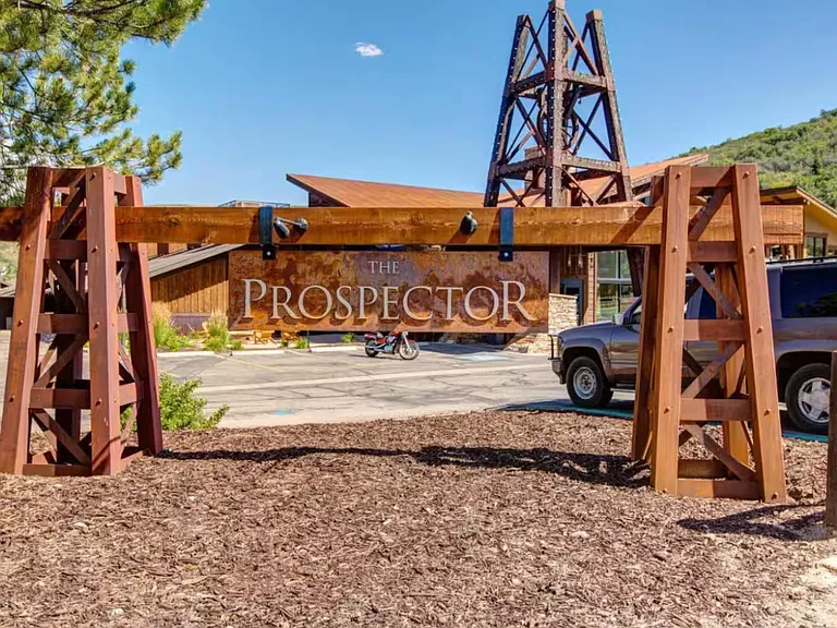 2015 Prospector Ave #124 — Photo 9