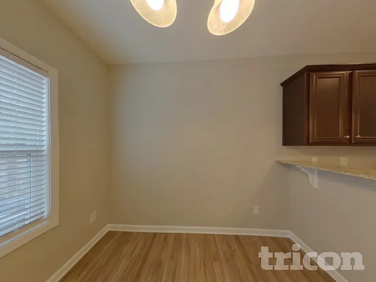 821 Dawsons Park Way — Photo 4