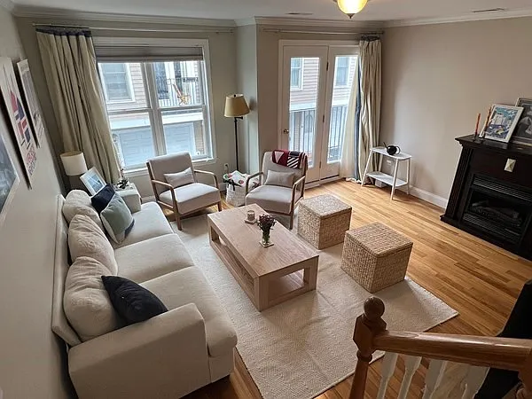 241 Prospect St #3 — Photo 5