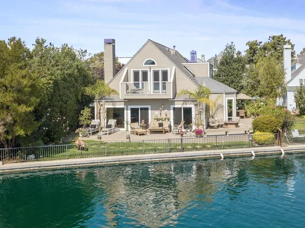608 Mystic Ln, Foster City, CA 94404
