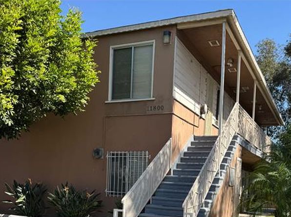 11800 S Figueroa St APT 5