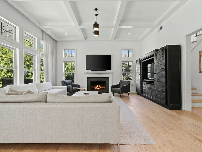 COFFERED CEILING