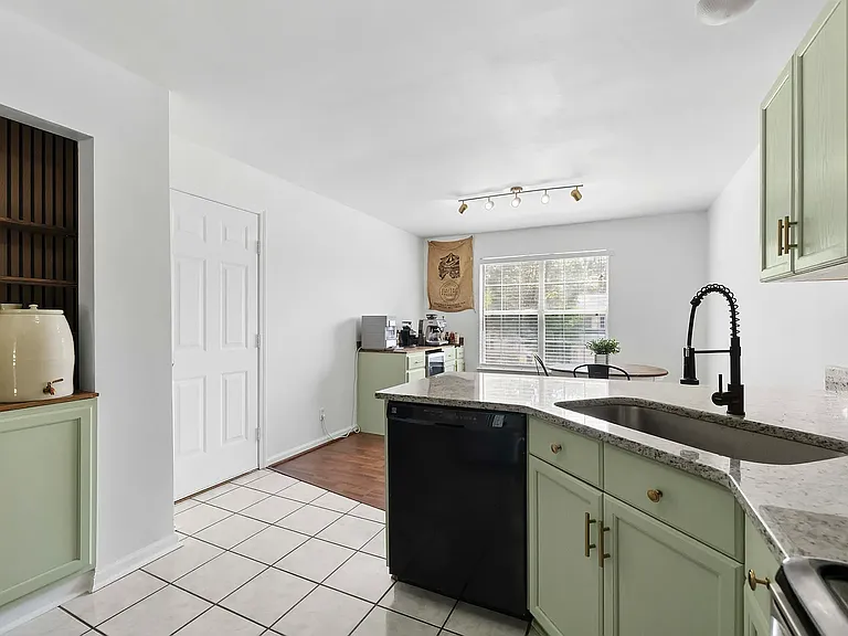 26 Michell Dr — Photo 8
