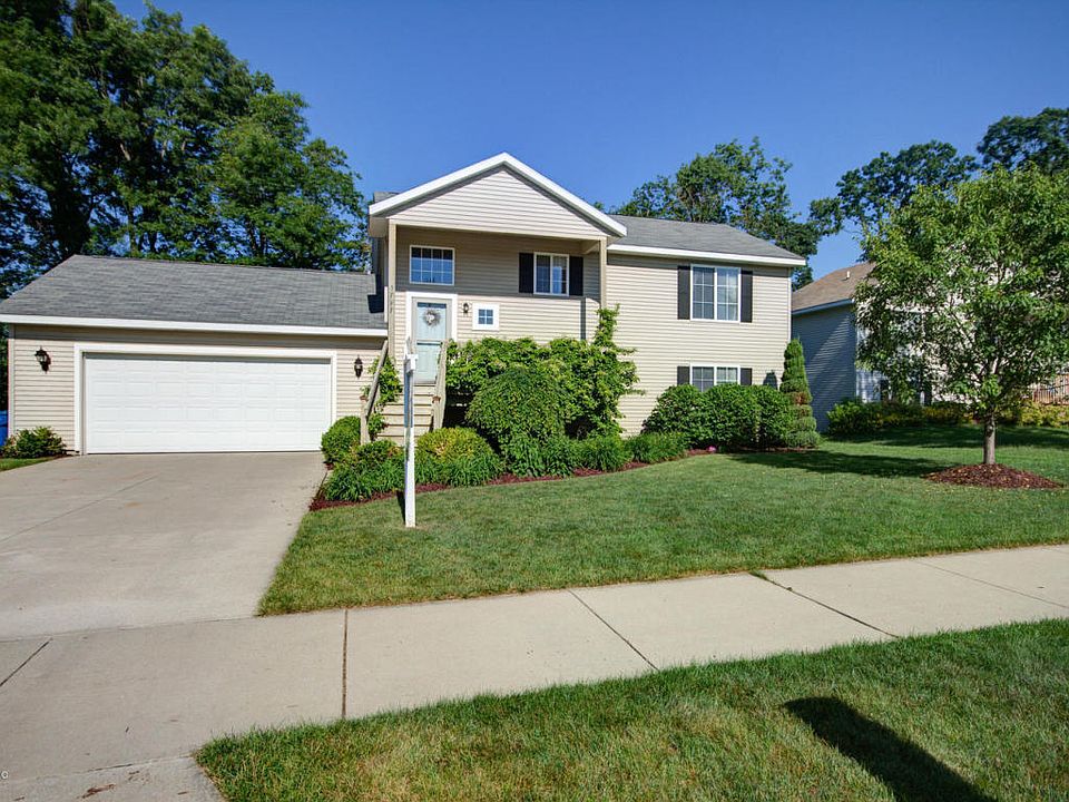 1st image of 5797 Buchanan Ave SW