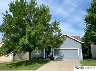 7104 S 183rd St, Omaha, NE 68136