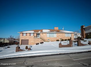 5 Valley View Ter, Pittston, PA 18640