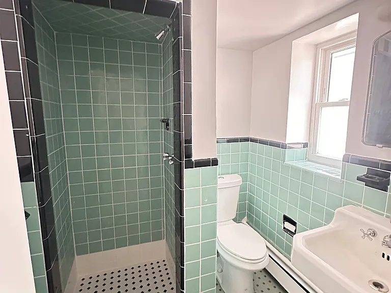 Huber Pl — Photo 2