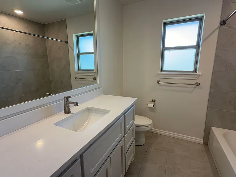 12301 SW 31st St — Photo 26