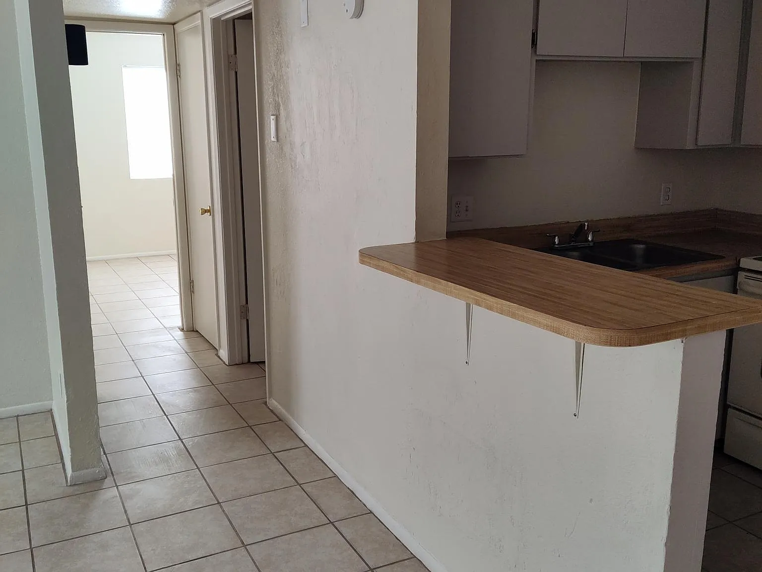 2 bed, 780 sqft, $1,100 — Photo 1