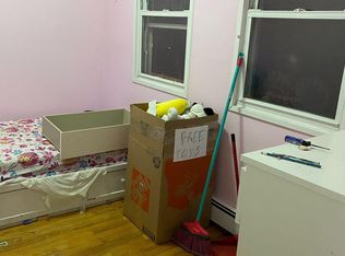 11217 15th Ave, College Point, NY 11356