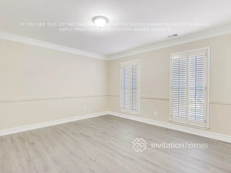 2234 Saluda Ln NW — Photo 3