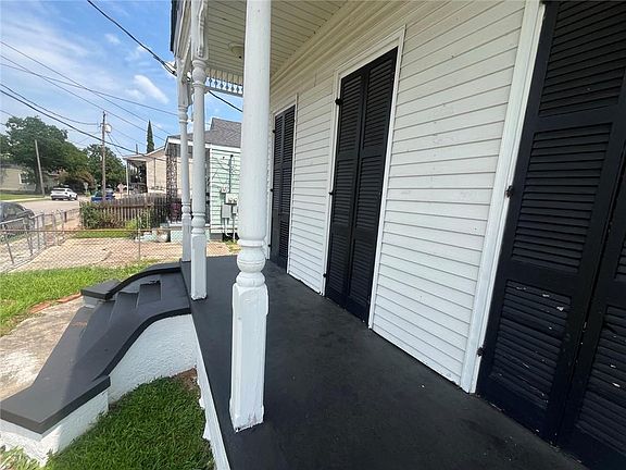 4th image of 1120 5th St
