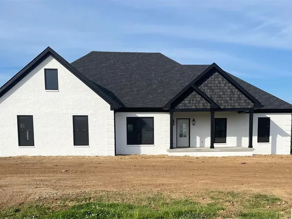 126 Ridgeway Dr, Lebanon, KY 40033