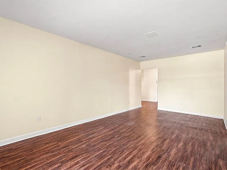 10227 Glenmawr Dr — Photo 20