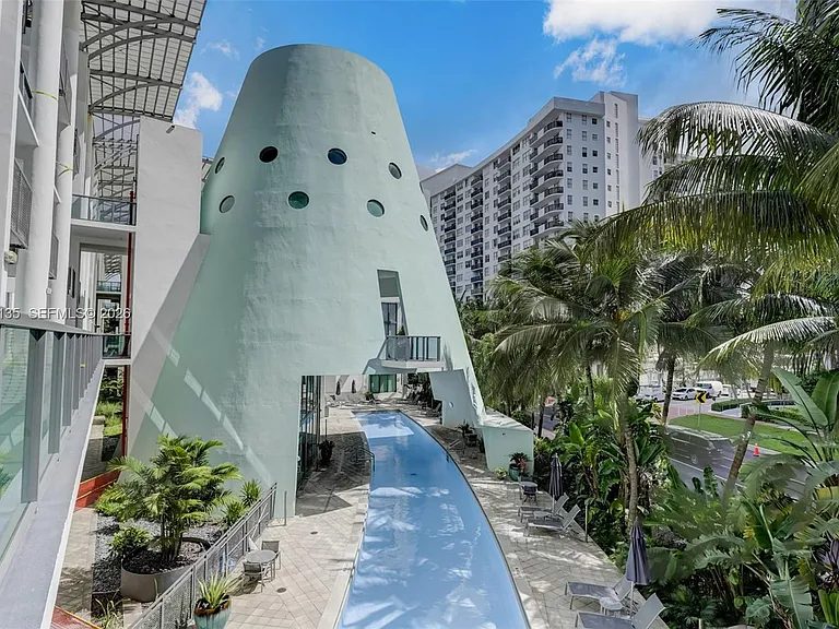 6000 Collins Ave #523 — Photo 46