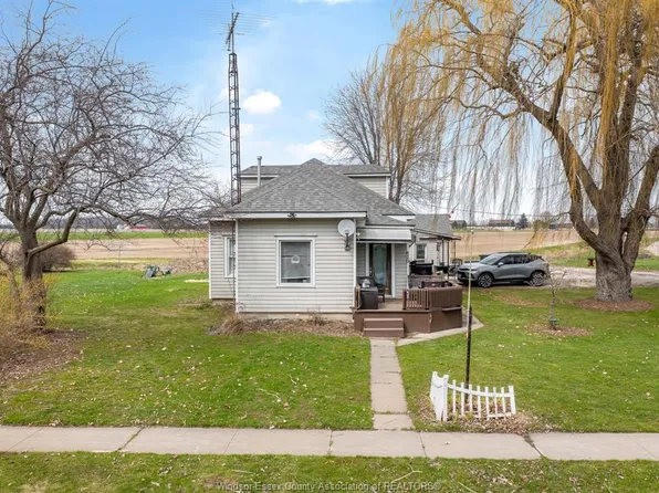 820 Towanda Blvd, Chatham Kent, ON N0P 1A0