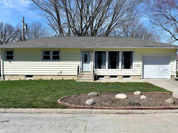 1009 Pearl St, Iowa Falls, IA 50126